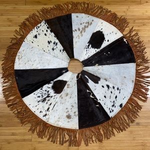 Cowhide Tree Skirt with Fringe